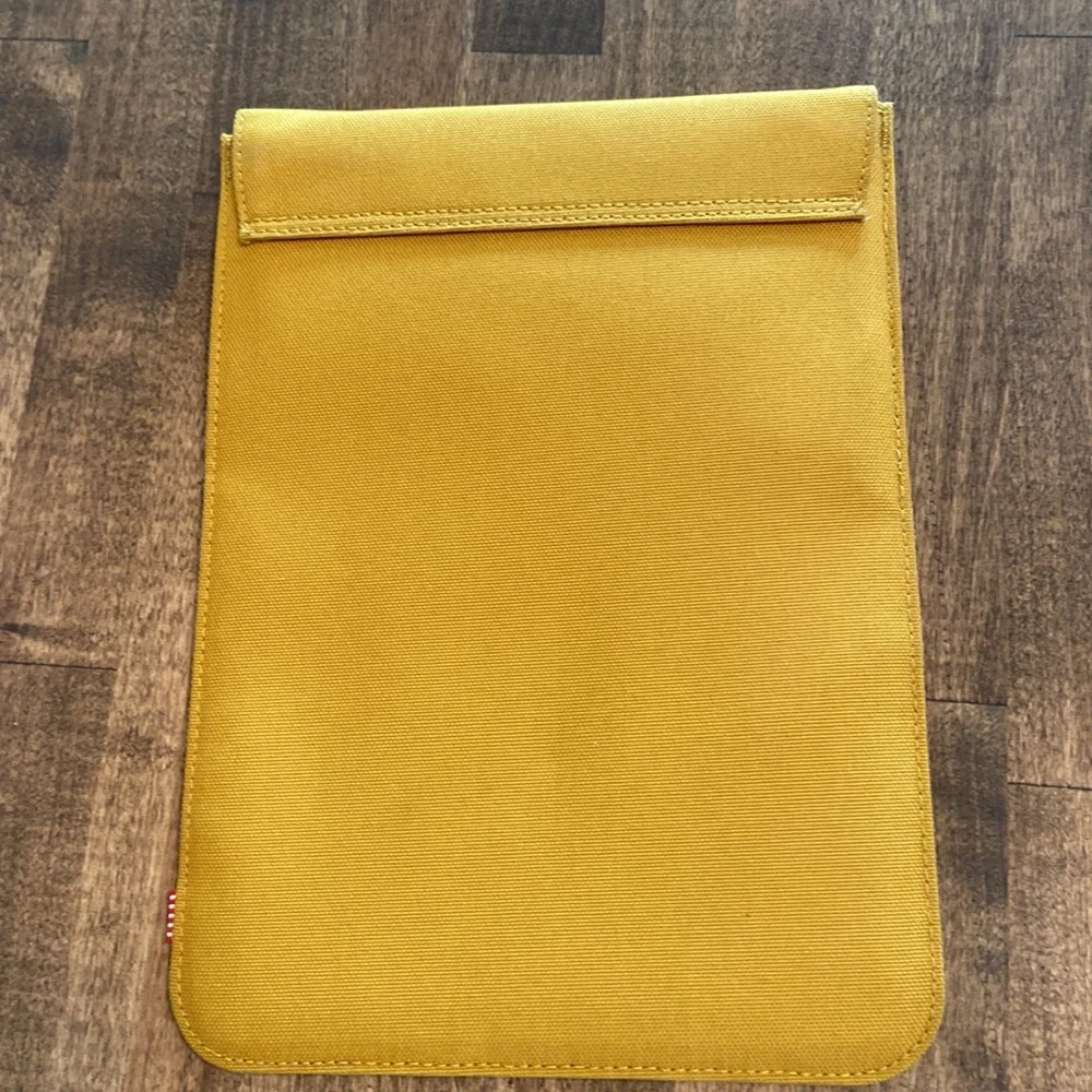 NWOT Herschel Supply Company Yellow Laptop Bag